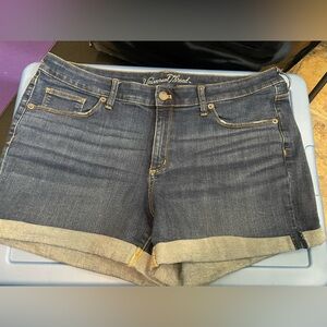 Universal thread‎ Denim cuffed Women Shorts size 16/33R